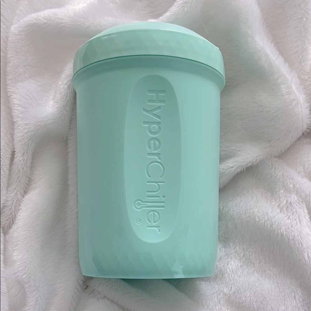 Hyperchiller quick cooling beverage cup